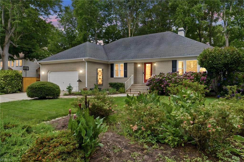 1129 Cordova Ct - Photo 1