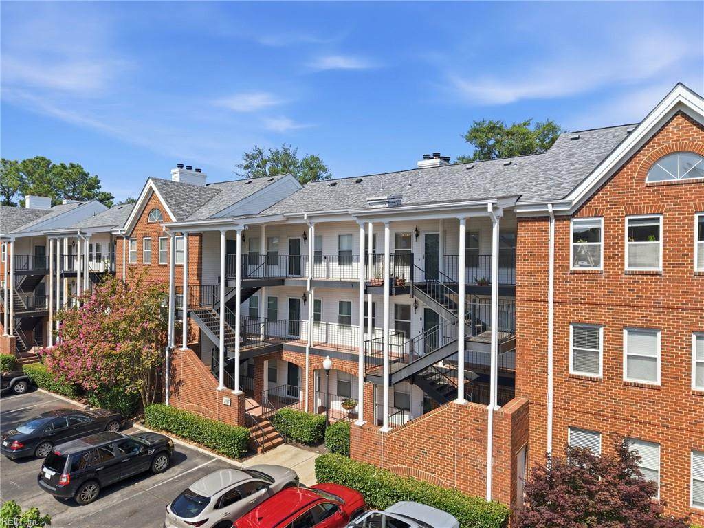 207 Westover Ave - Photo 1