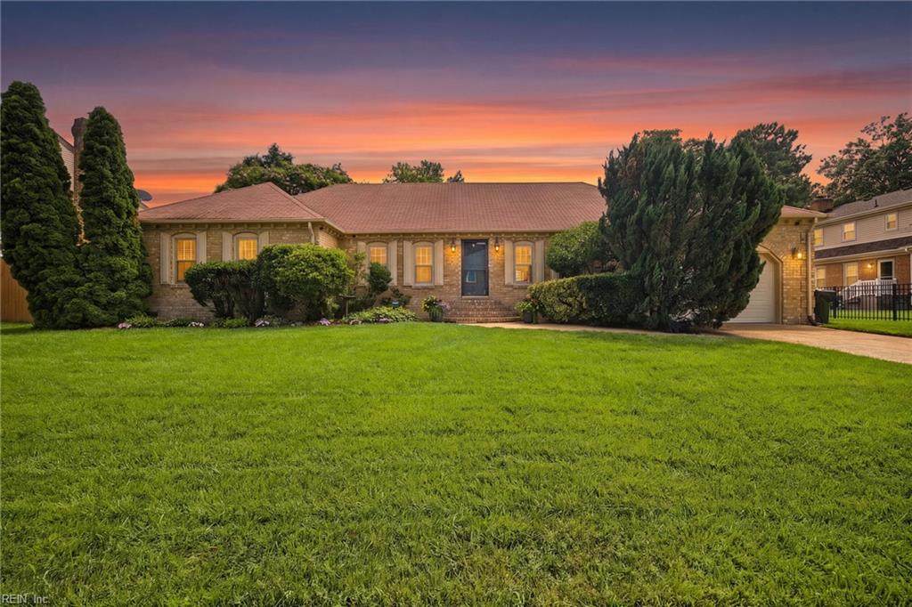 4681 Larkwood Dr - Photo 1