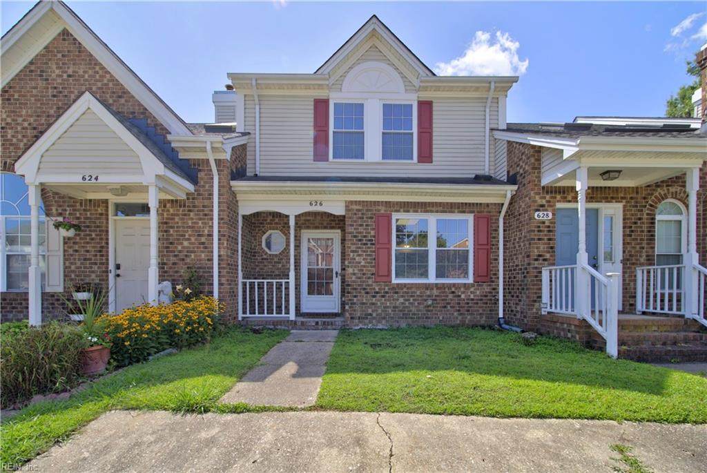 626 South Lake Cir - Photo 1