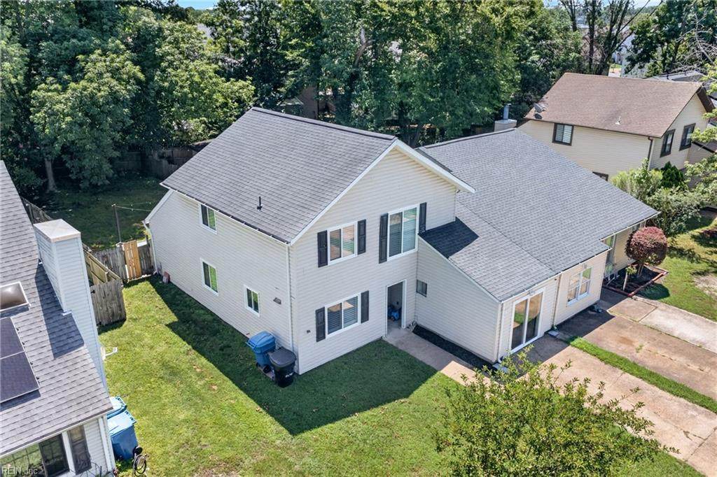 732 Roosevelt Ave - Photo 1