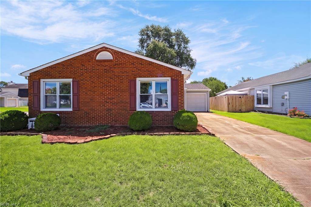 1109 Hearthstone Lndg - Photo 1