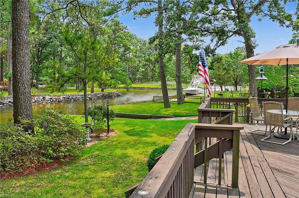 242 Lucian Ct - Photo 1