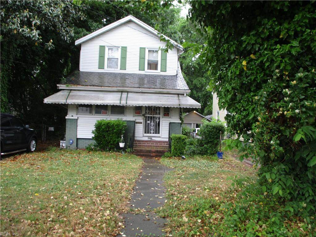 2104 Elm Ave - Photo 1