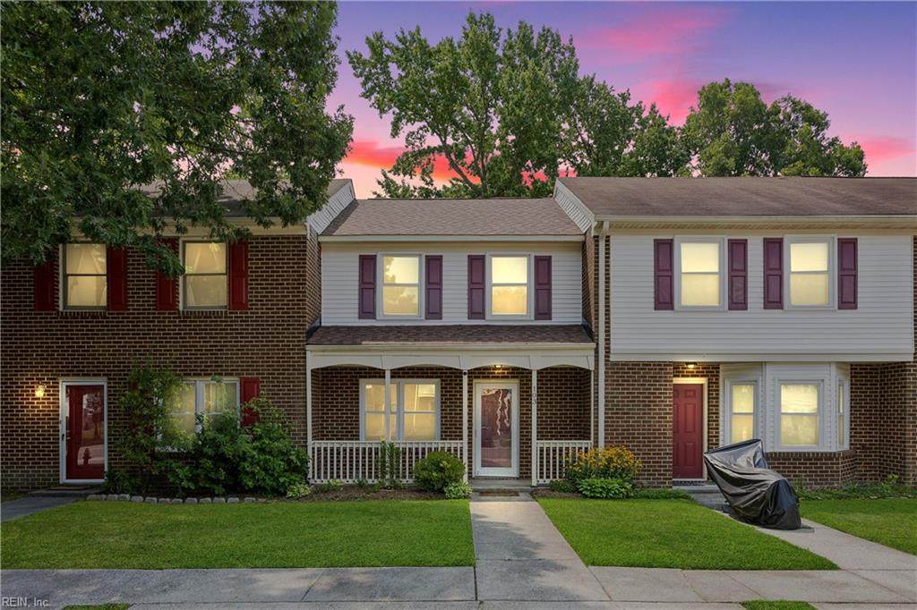 103 Haverstraw Ct - Photo 1