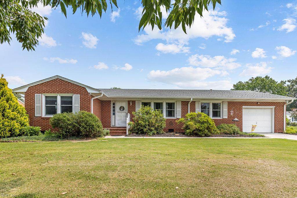 740 Rebecca St - Photo 1