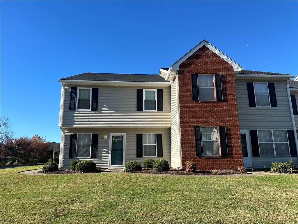 3301 Clover Meadows Dr - Photo 1