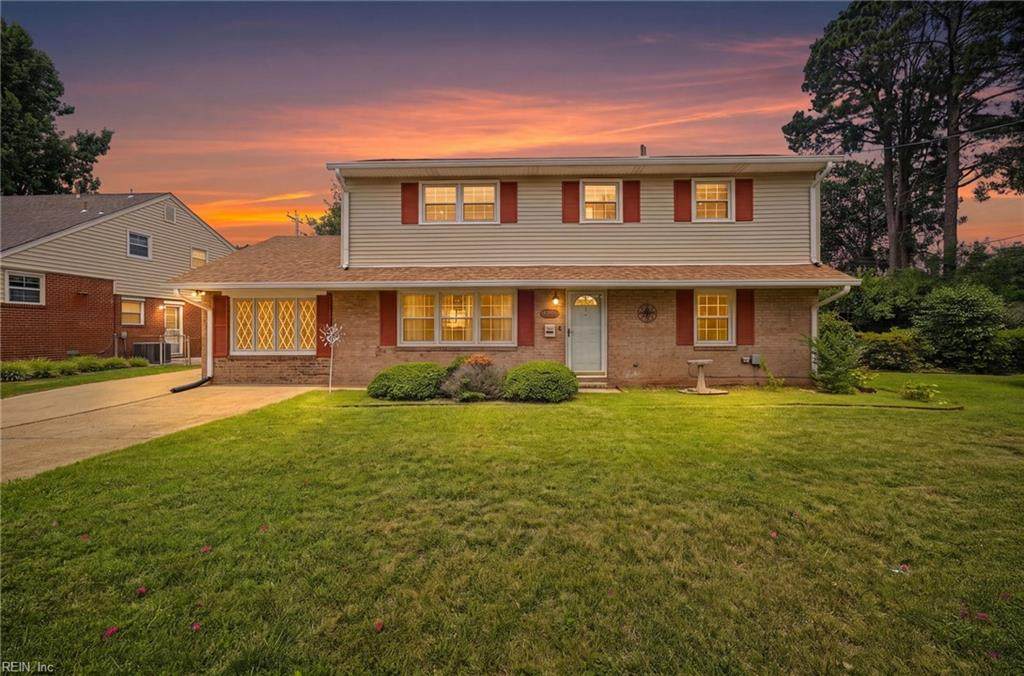 1644 Kingsway Rd - Photo 1