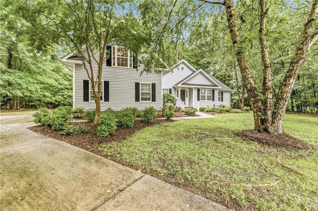 209 Bishop Cir - Photo 1