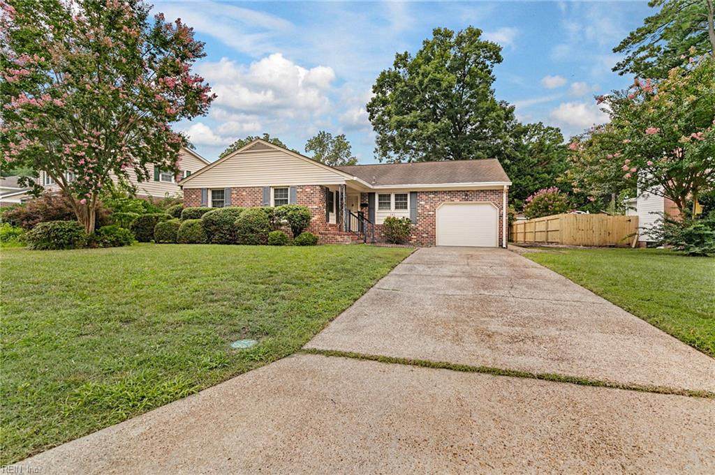 141 Moline Dr - Photo 1