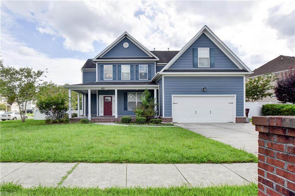 813 Evelyn Way - Photo 1