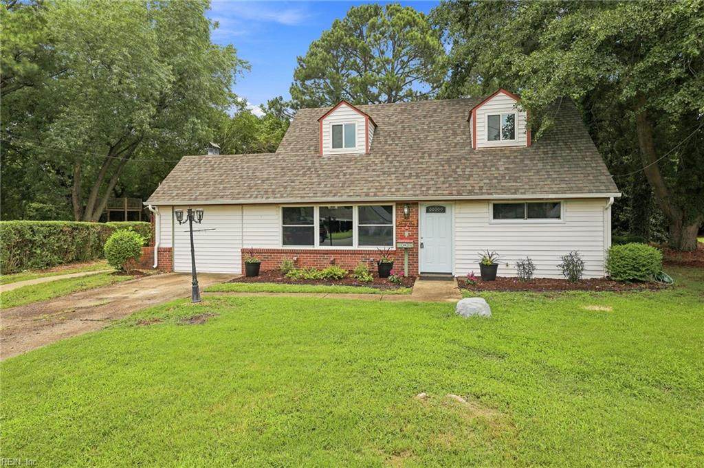 1421 Ardmore Cir - Photo 1