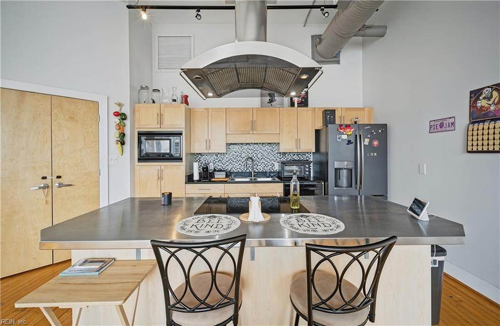 500 Granby St - Photo 1
