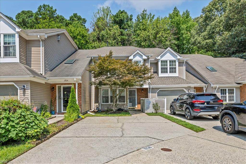 1938 Cranborne Ct - Photo 1
