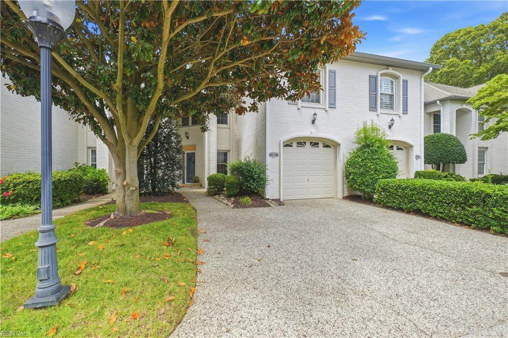1736 Royal Cove Ct - Photo 1