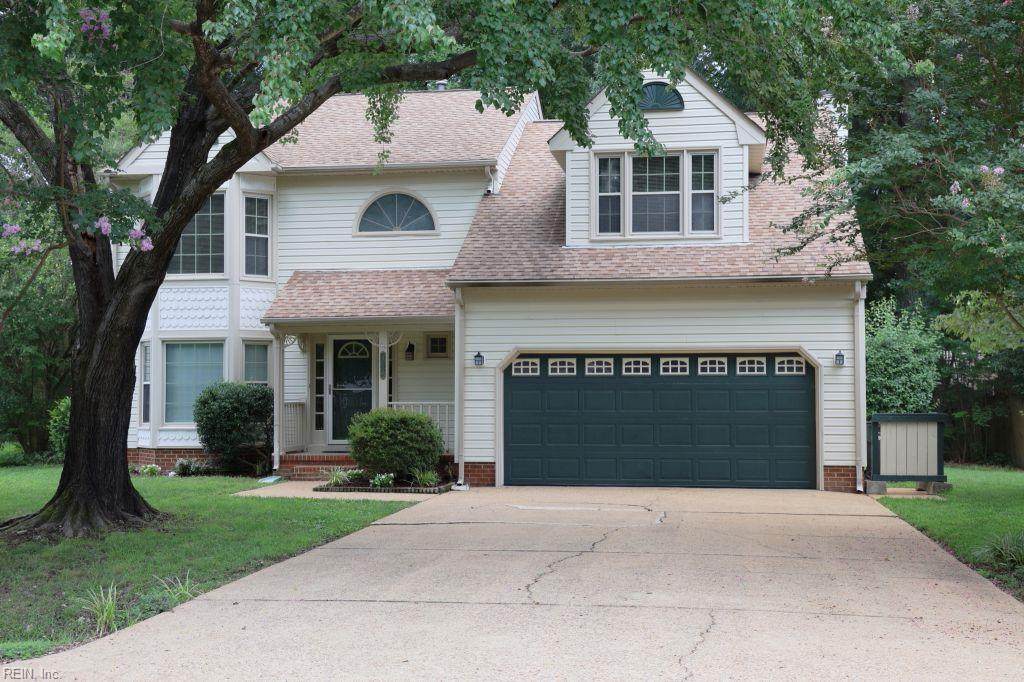 302 Peachtree Ln - Photo 1
