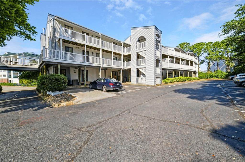 3200 Lynnhaven Dr - Photo 1