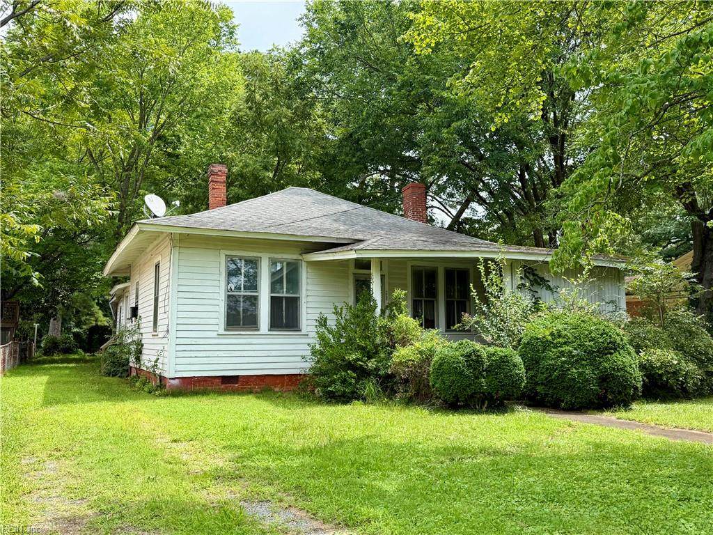605 Marshall St - Photo 1