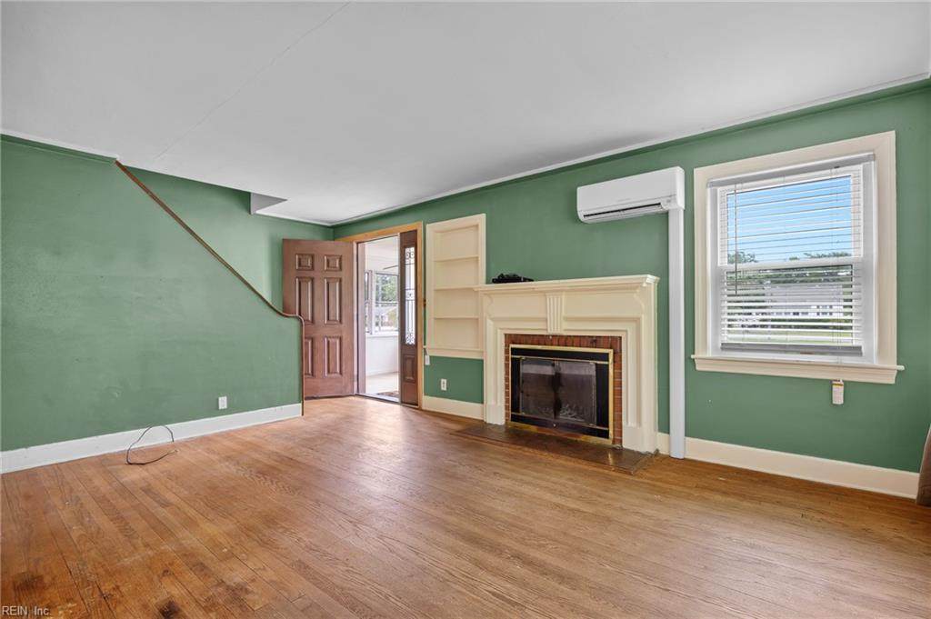8901 Granby St - Photo 1