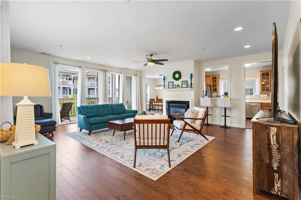 8312 View Blvd - Photo 1