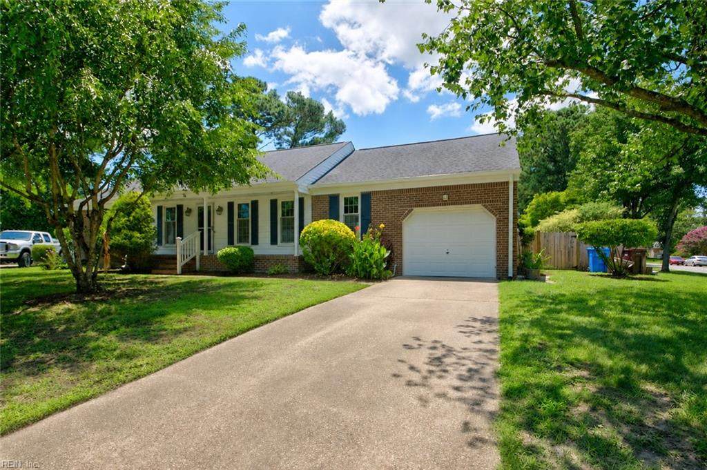 403 Caravelle Ct - Photo 1