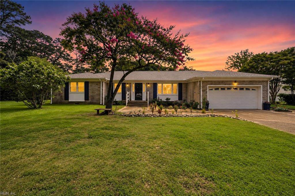 2305 Spindrift Rd - Photo 1