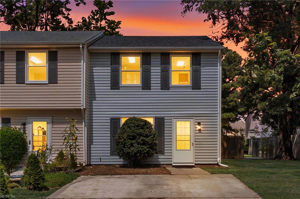 3241 Yellow Pine Cres - Photo 1