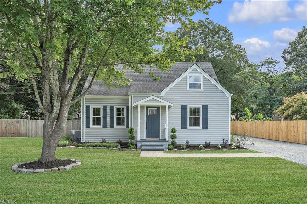 740 Woodstock Rd - Photo 1