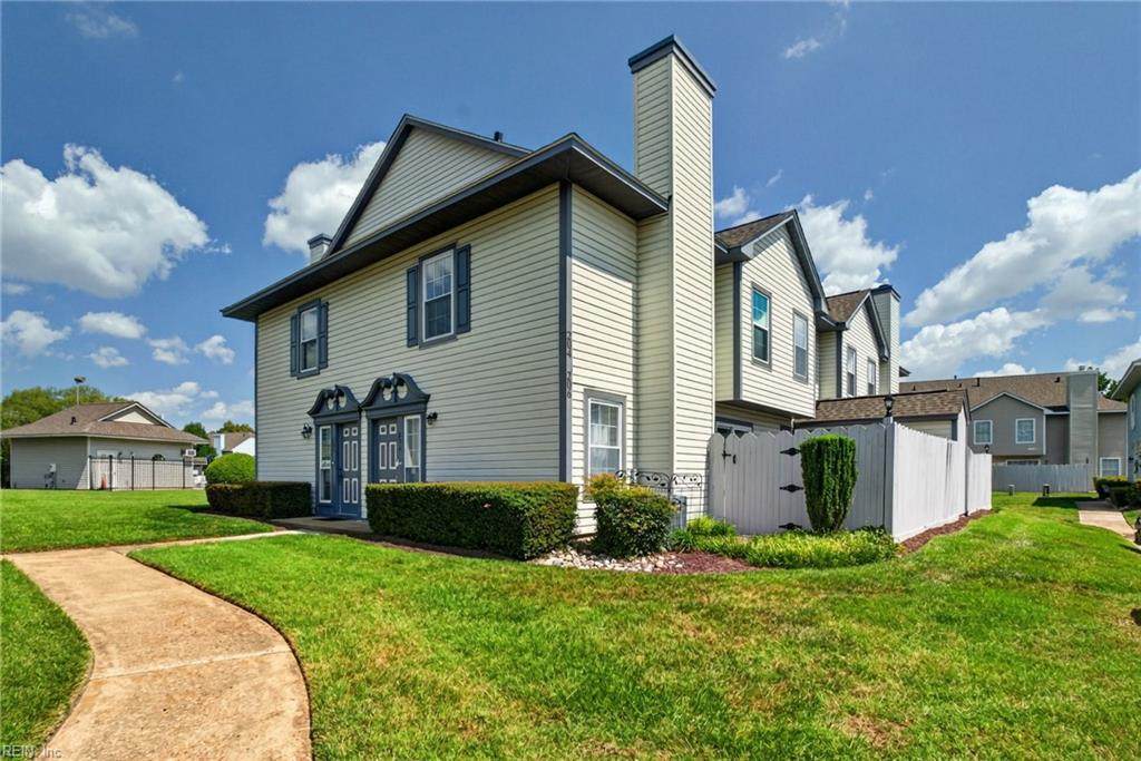 206 Attwick Ct - Photo 1