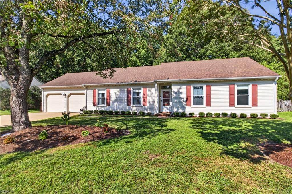 404 Creekwood Dr - Photo 1
