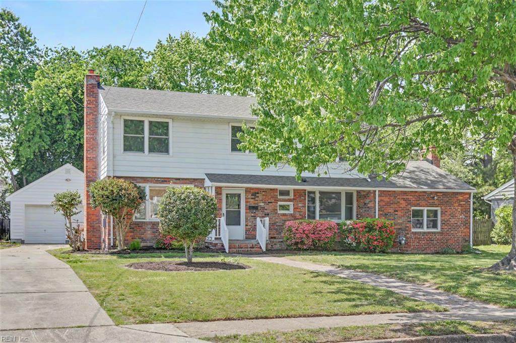 213 Brooke Dr - Photo 1