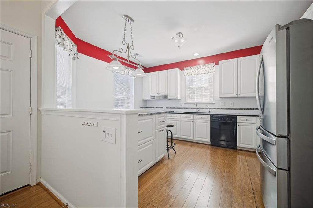 https://bt-photos.global.ssl.fastly.net/rein/orig_boomver_1_10651565-2.jpg