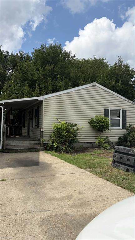 3305 Lyons Ave - Photo 1