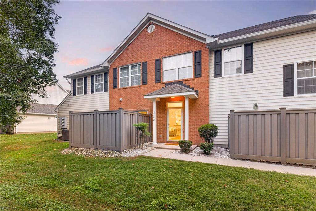 2102 Portofino Ct - Photo 1