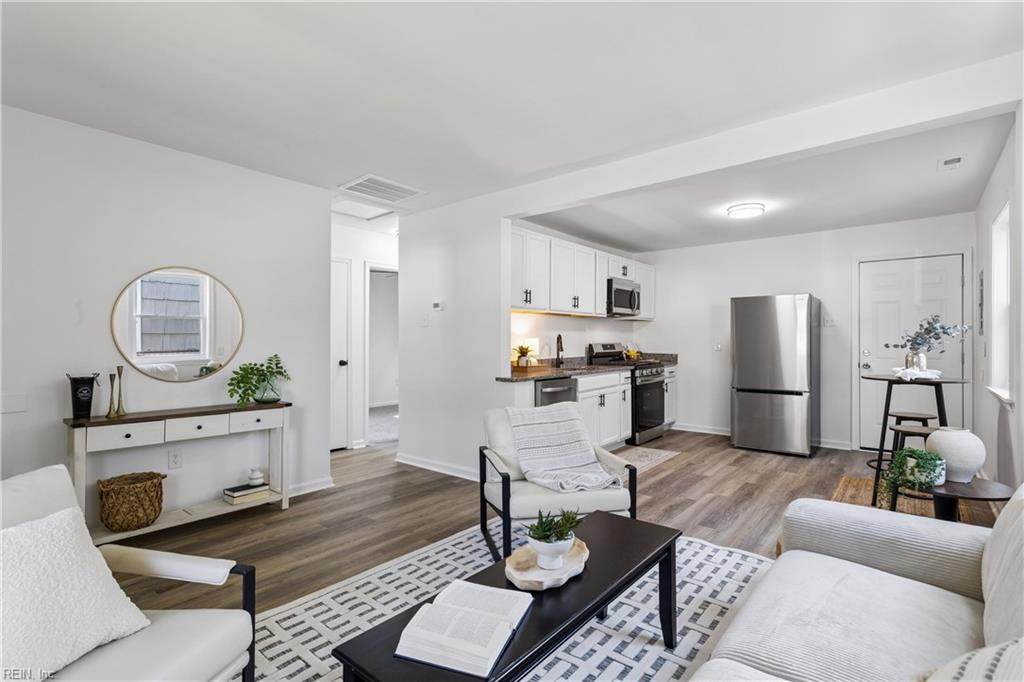 415 Marion Rd - Photo 1