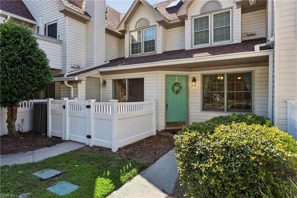 1 Tamarisk Quay - Photo 1