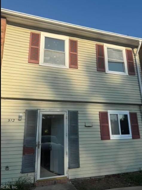 512 Carnaby Ct - Photo 1