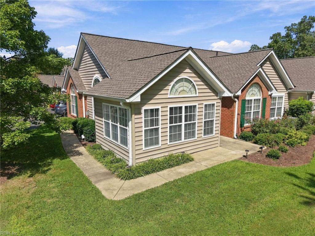 318 Ginger Loop - Photo 1