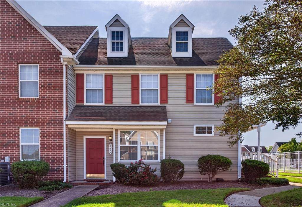 1012 Willow Green Ct - Photo 1