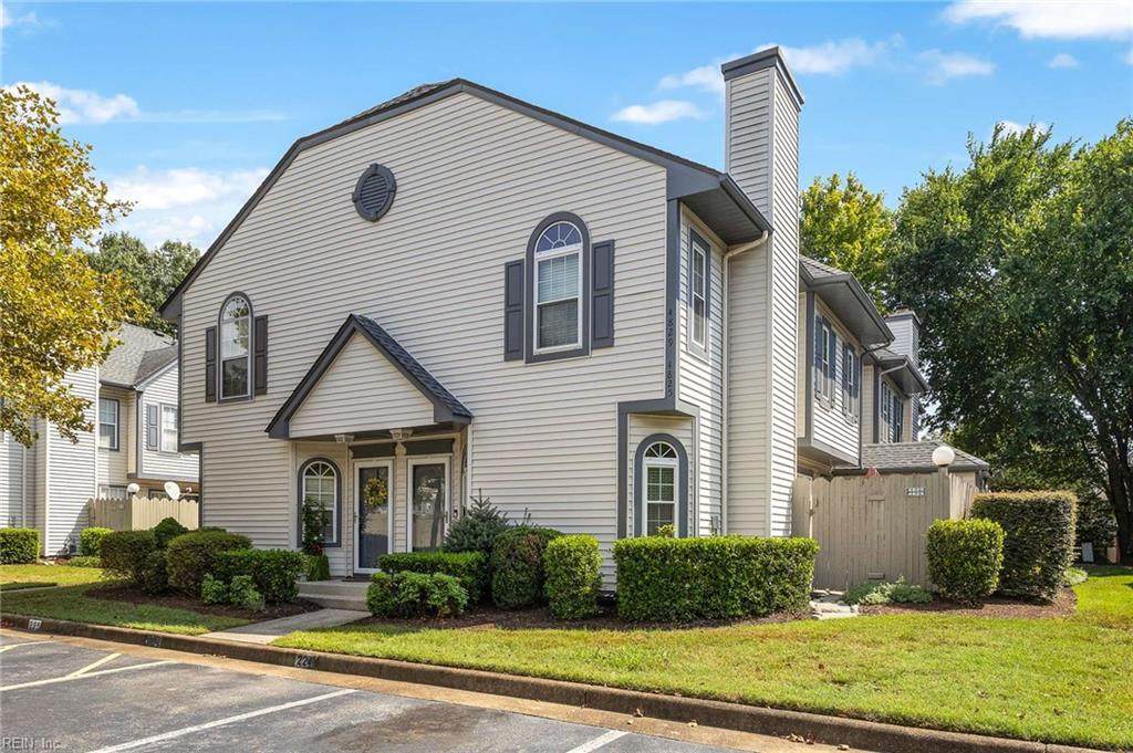 4829 Shallowford Cir - Photo 1