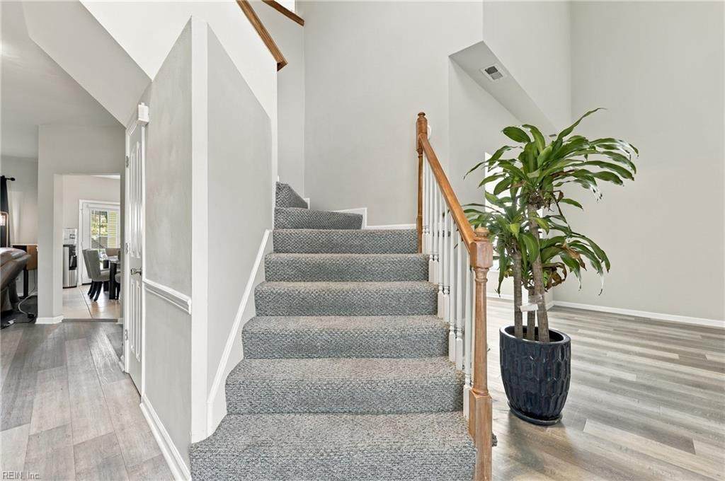 https://bt-photos.global.ssl.fastly.net/rein/orig_boomver_1_10655476-2.jpg