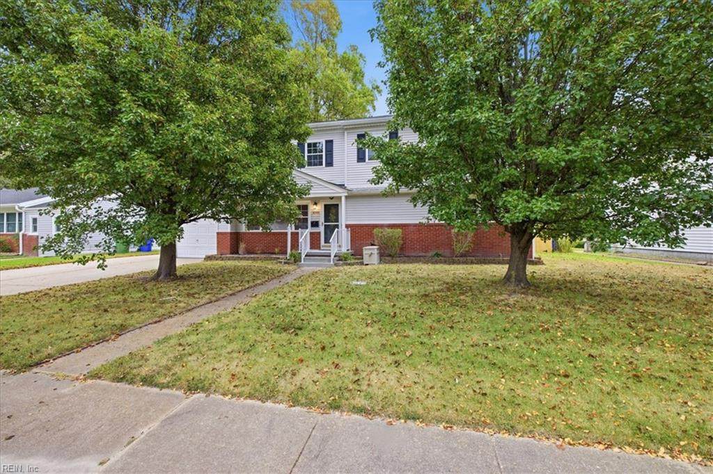 8200 Wedgewood Dr - Photo 1