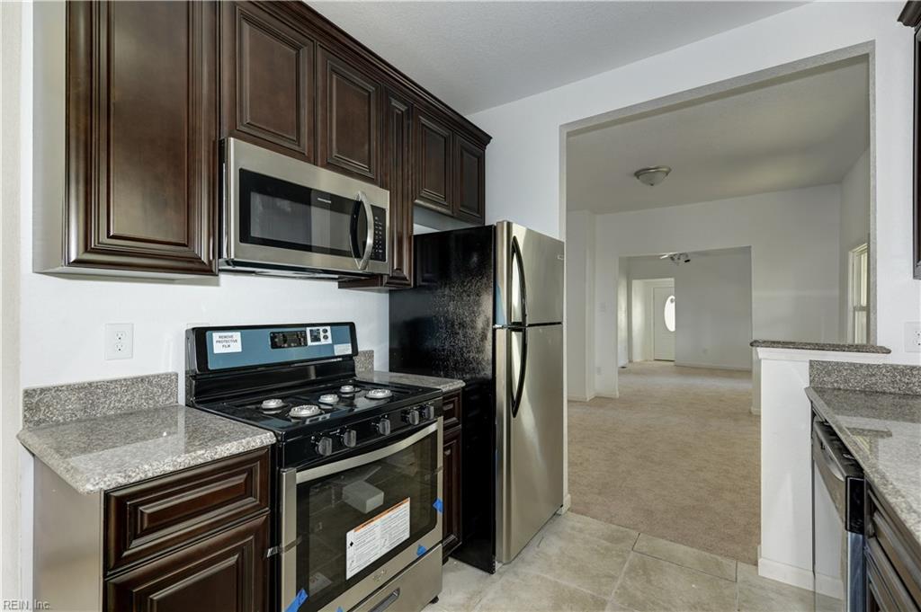 2509 Bellevue Ave - Photo 1