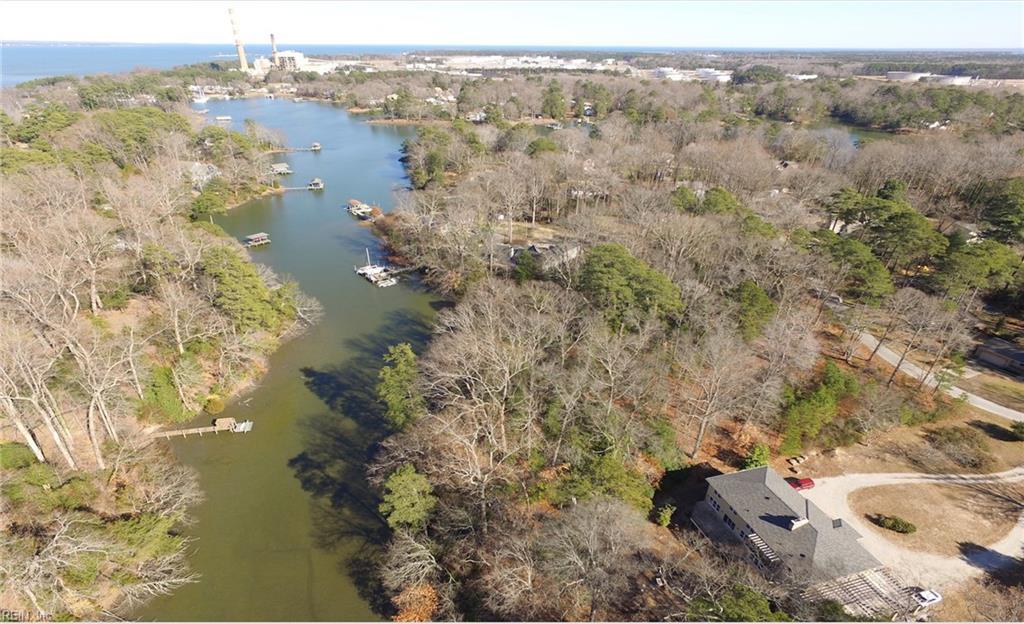 102 Cove Ct - Photo 1