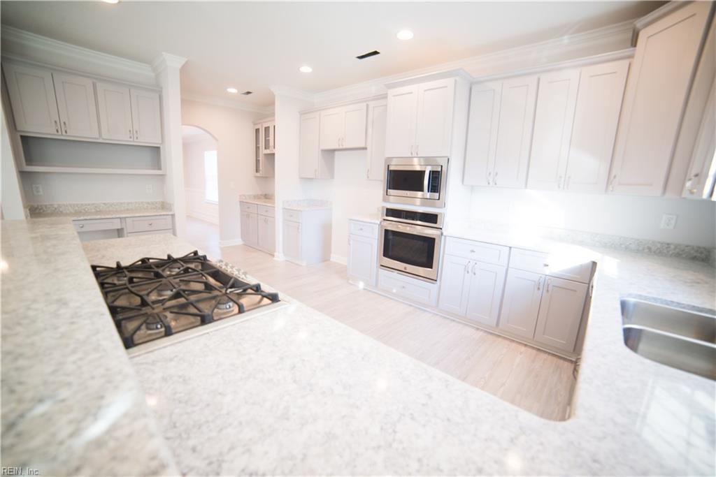 103 Brogden Ct - Photo 1