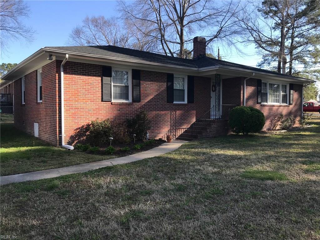 1700 Colonial Ave - Photo 1