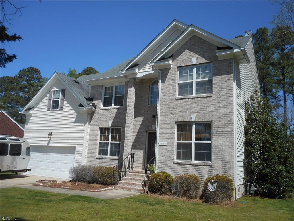4044 Maple Dr - Photo 1