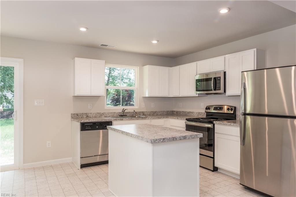 1302 Lakeview Cv - Photo 1