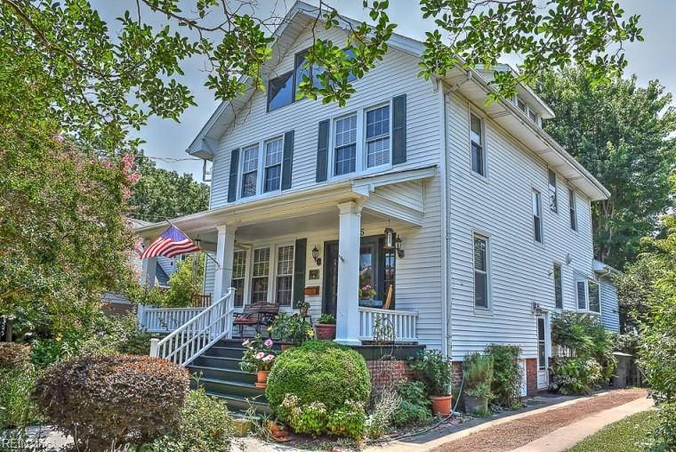 1315 Sussex Pl - Photo 1
