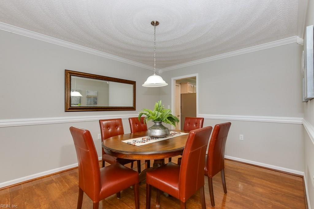 19 Pine St - Photo 1